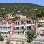 Apostolos 1 Pondi