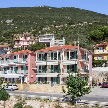 Apostolos 1 Apartment *